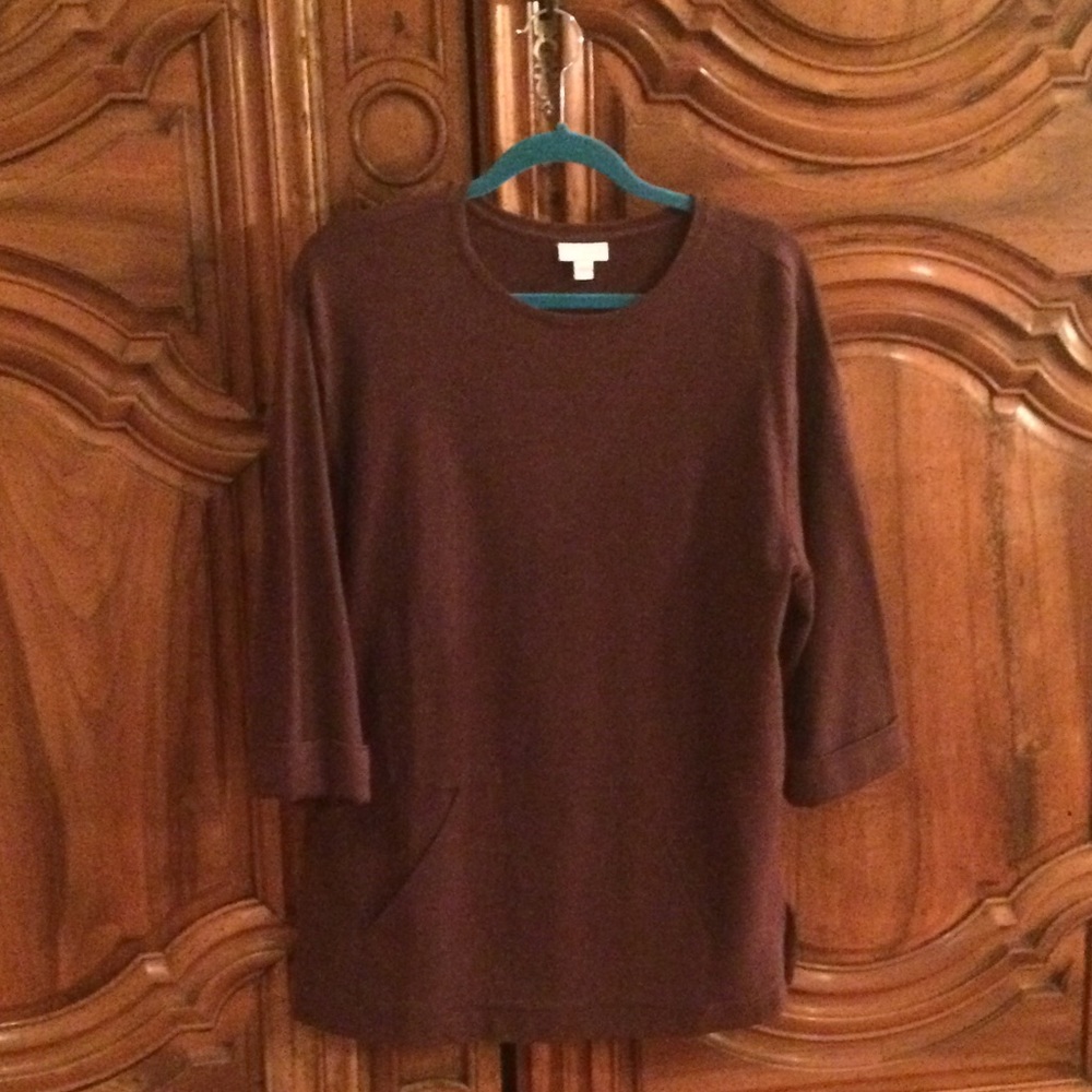 NOT FOR SALE.Long sleeved soft knit casual top.